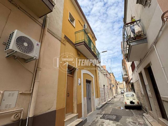 Casa indipendente in vendita a Bari BA