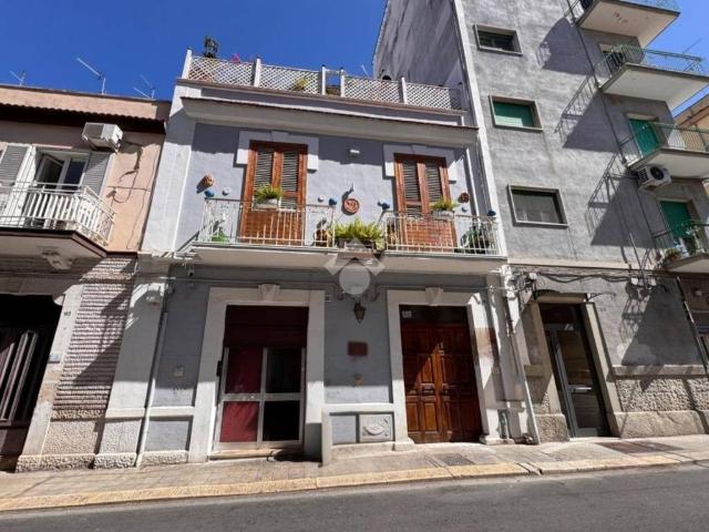 Casa indipendente in vendita a Bari BA