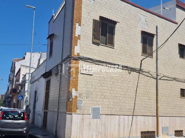 Casa indipendente in vendita a Bari BA
