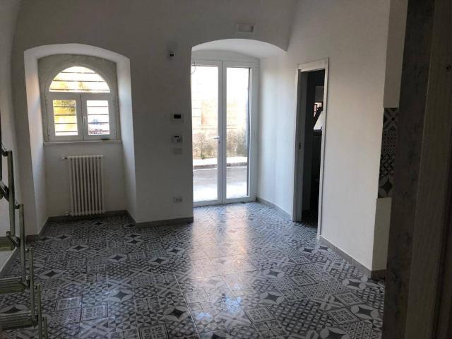 Casa indipendente in vendita a Bari BA