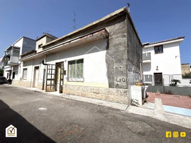 Casa indipendente in vendita a Bari BA