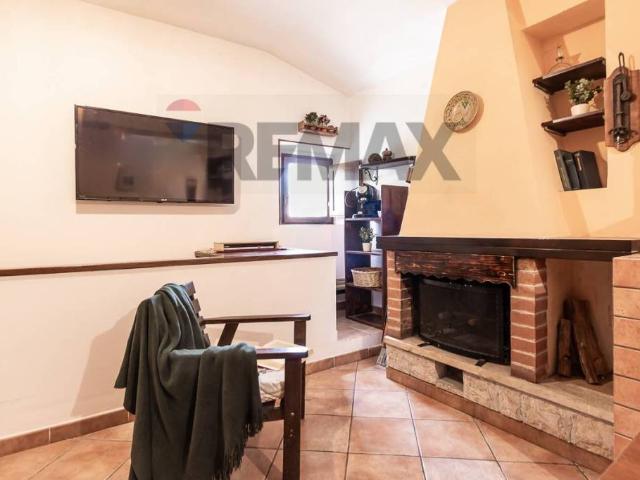 Casa indipendente in vendita a Barrea via Fontana Nuova, 16