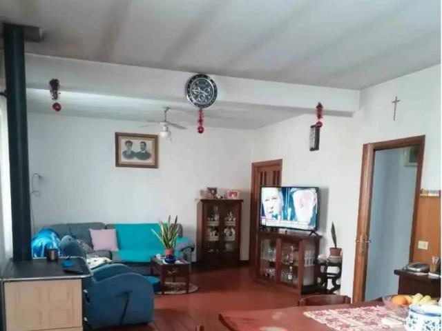 Casa indipendente in vendita a Bettona PG