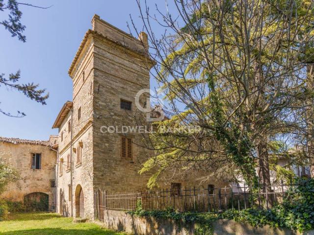 Casa indipendente in vendita a Bevagna PG