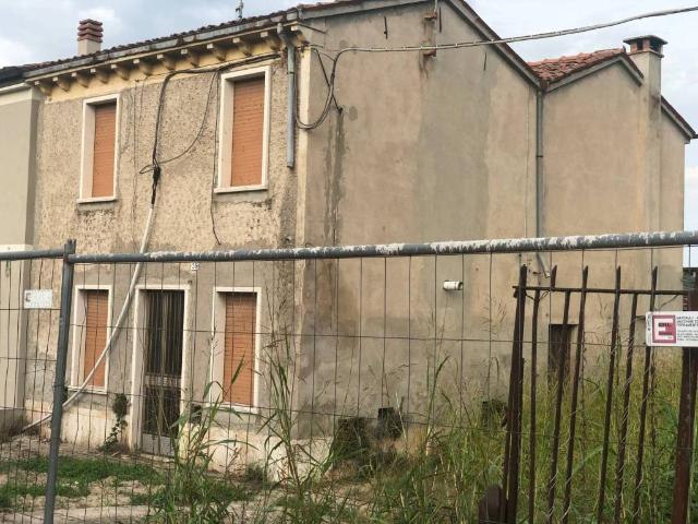 Casa indipendente in vendita a Belfiore VR