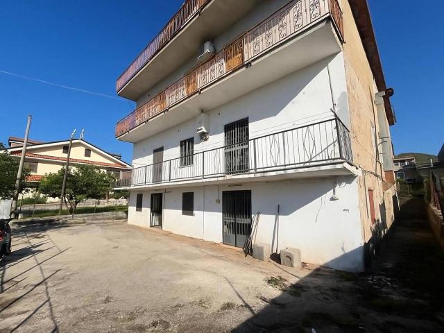 Casa indipendente in vendita a Bellona