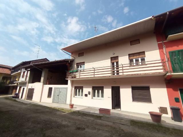 Casa indipendente in vendita a Bellinzago Novarese NO