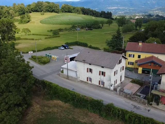 Casa indipendente in vendita a Belluno BL