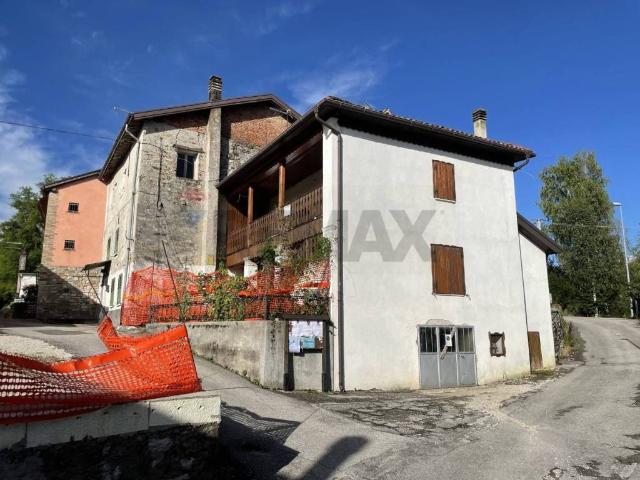 Casa indipendente in vendita a Belluno BL