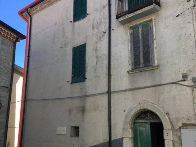 Casa indipendente in vendita a Belmonte del Sannio IS