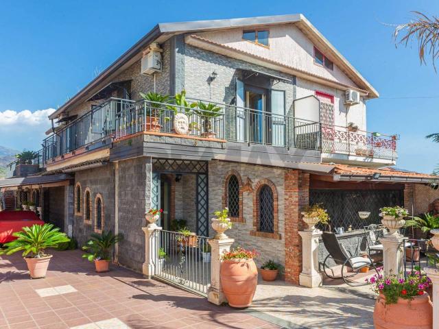 Villa a schiera in vendita a Belpasso