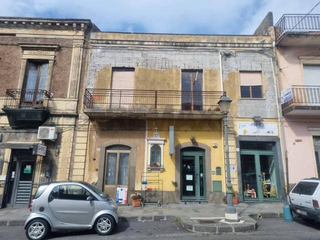 Casa indipendente in vendita a Belpasso CT