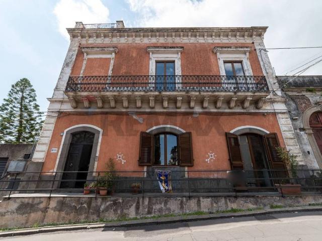 Casa indipendente in vendita a Belpasso CT