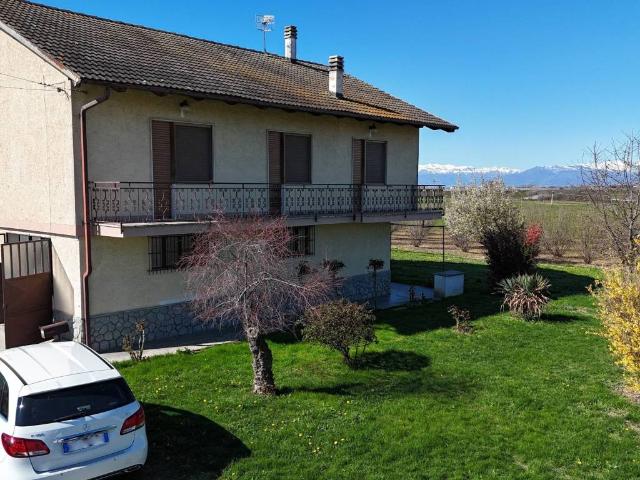 Casa indipendente in vendita a Bene Vagienna CN
