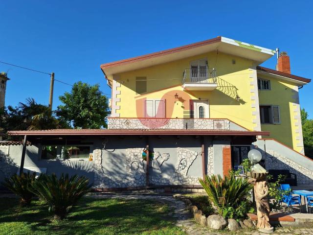 CASA INDIPENDENTE in vendita a Benevento, CONTRADE