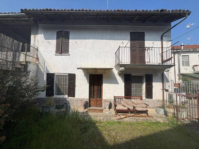Casa indipendente in vendita a Bergamasco AL