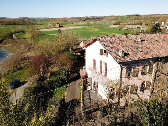Casa indipendente in vendita a Bergamasco AL