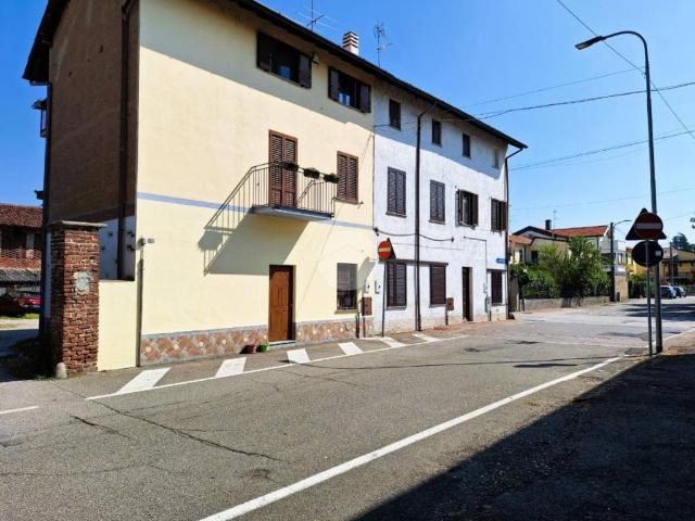 Casa indipendente in vendita a Bernate Ticino MI