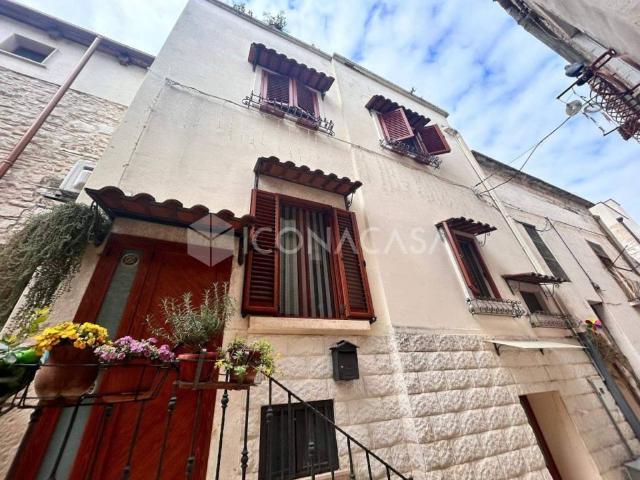 Casa indipendente in vendita a Bitetto BA