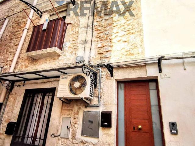 Casa indipendente in vendita a Bitritto BA