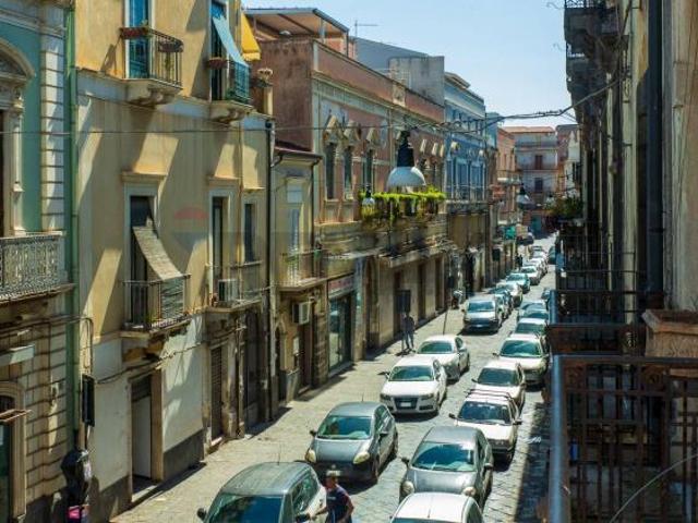 Casa Indipendente in vendita a Biancavilla