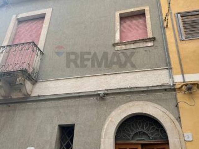 Casa Indipendente in vendita a Biancavilla