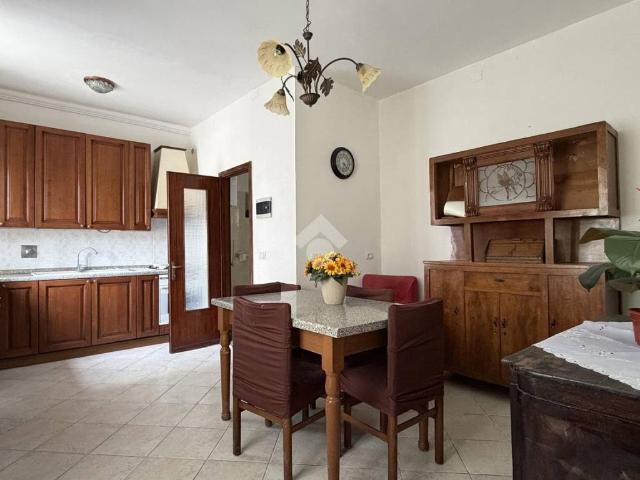 Casa indipendente in vendita a Bibbiano RE