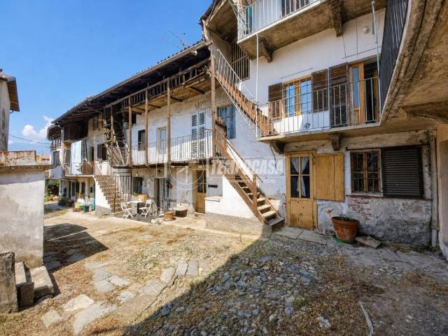 Casa indipendente in vendita a Biella BI
