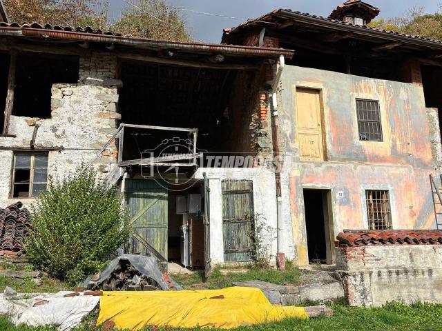 Casa indipendente in vendita a Biella