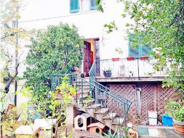 Casa indipendente in vendita a Bientina PI