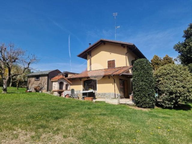 Casa indipendente in vendita a Bra CN