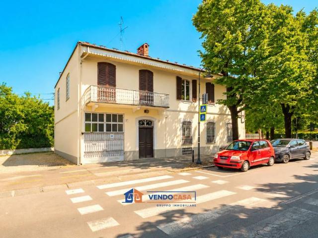 Casa indipendente in vendita a Bra