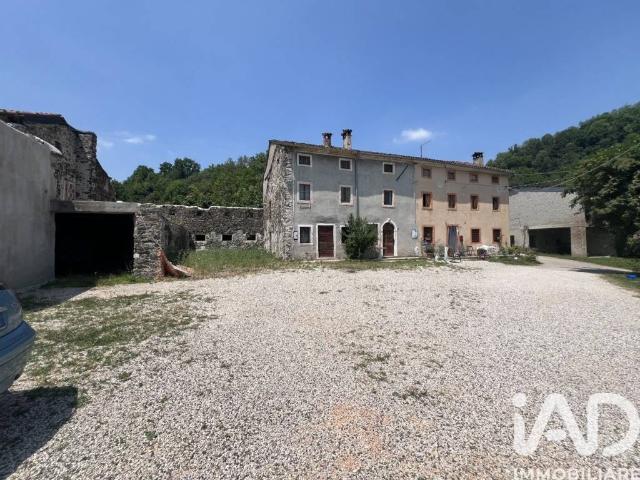 Casa indipendente in vendita a Brogliano VI