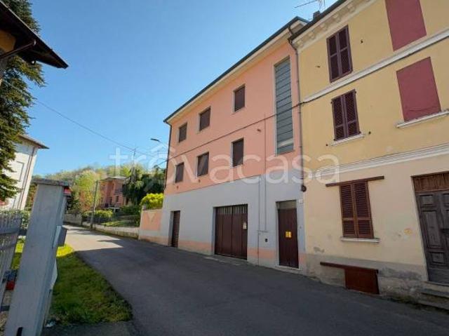 Casa indipendente in vendita a Broni via Recoaro, 20