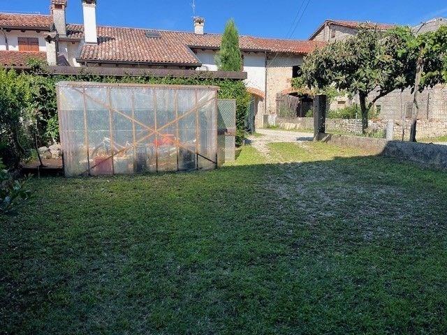 Casa indipendente in vendita a Buttrio