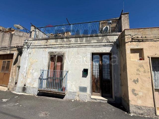 Casa indipendente in vendita a Buscemi via Carmine, 55