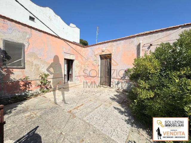 Casa indipendente in vendita a Buseto Palizzolo TP