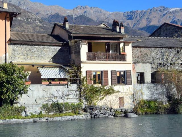 Casa indipendente in vendita a Bussoleno TO
