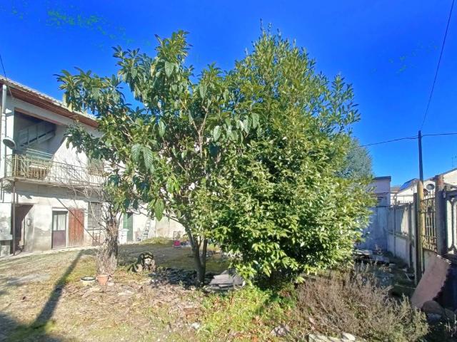 Rustico / Casale in vendita a Busto Arsizio VA