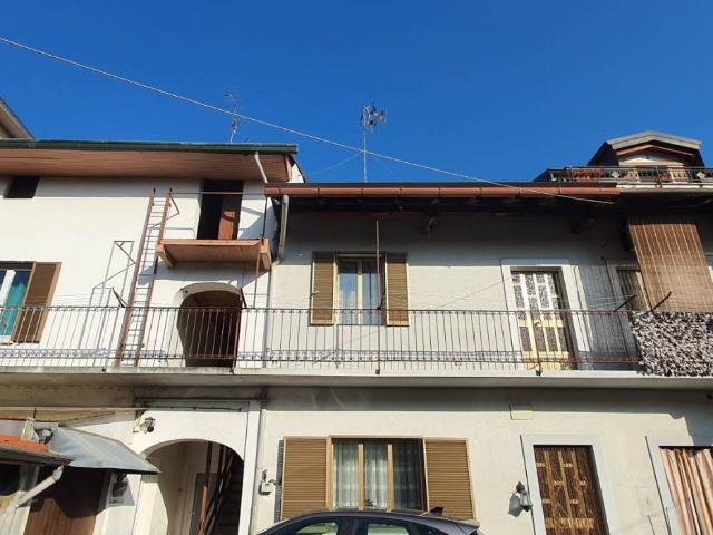 Casa indipendente in vendita a Busto Arsizio VA