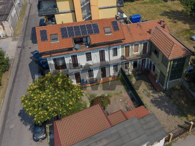 Casa indipendente in vendita a Busto Arsizio VA