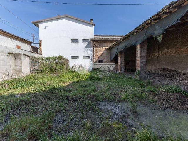 Casa indipendente in vendita a Gottolengo BS