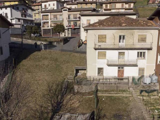 Casa indipendente in vendita a Gorno BG