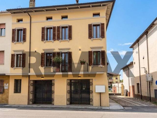 Casa indipendente in vendita a Gattatico