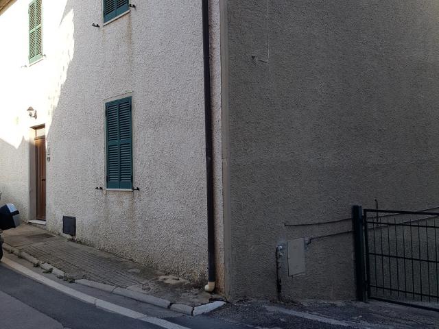 CASA INDIPENDENTE in VENDITA a GAVORRANO CALDANA