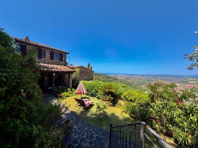 Casa indipendente in vendita a Gavorrano GR