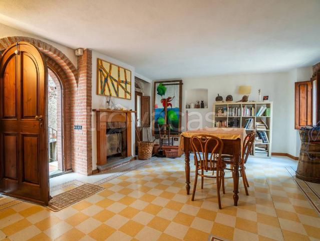 Casa indipendente in vendita a Gavorrano via Giuseppe Bandi
