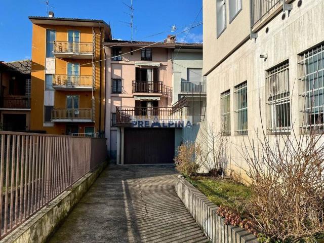 Casa indipendente in vendita a Gazzaniga BG