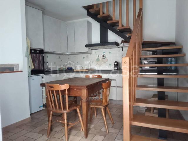 Casa indipendente in vendita a Gabbro, Rosignano Marittimo