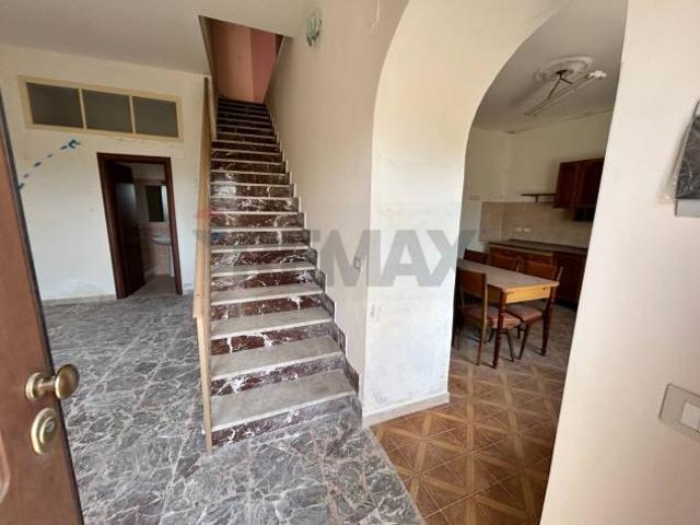 Casa Indipendente in vendita a Gaggi